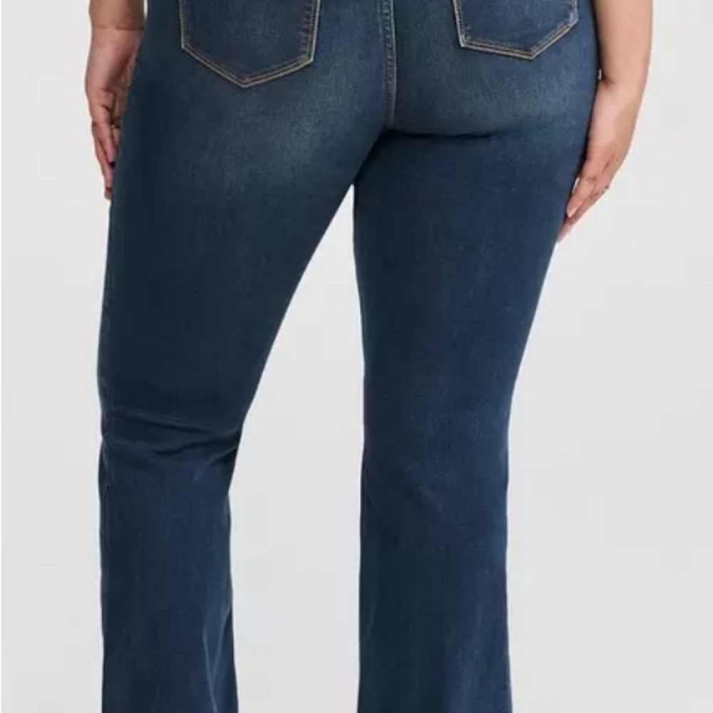 Torrid Luxe Slim Boot Super Stretch Jeans Sz 16 - Picture 2 of 8